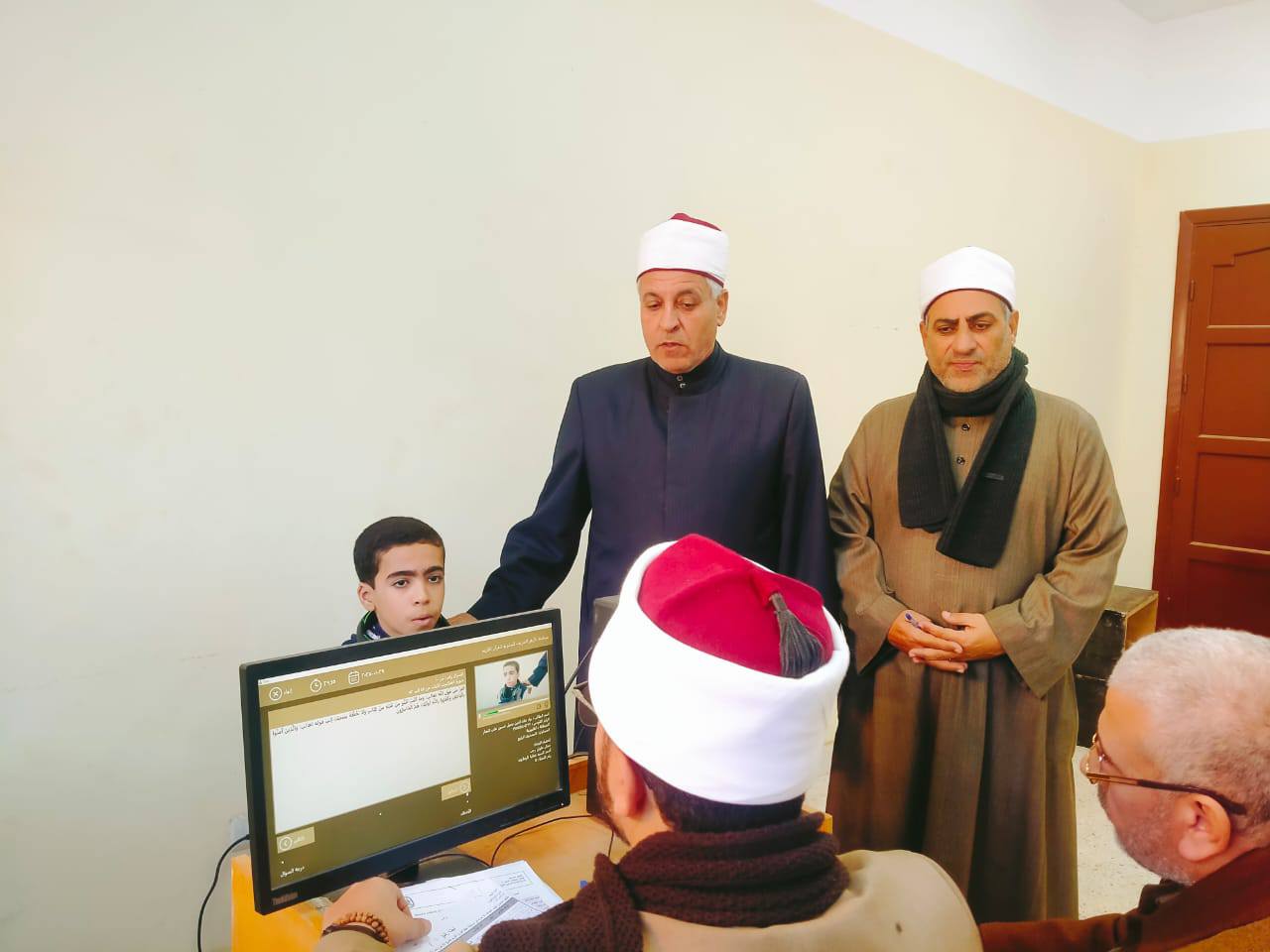 أثناء العمل بلجان التسميع أثناء العمل بلجان التسميع