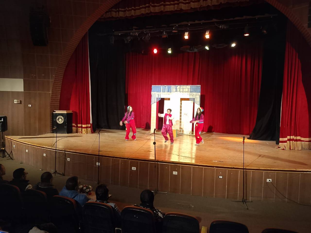 عرض وطن الأرانب