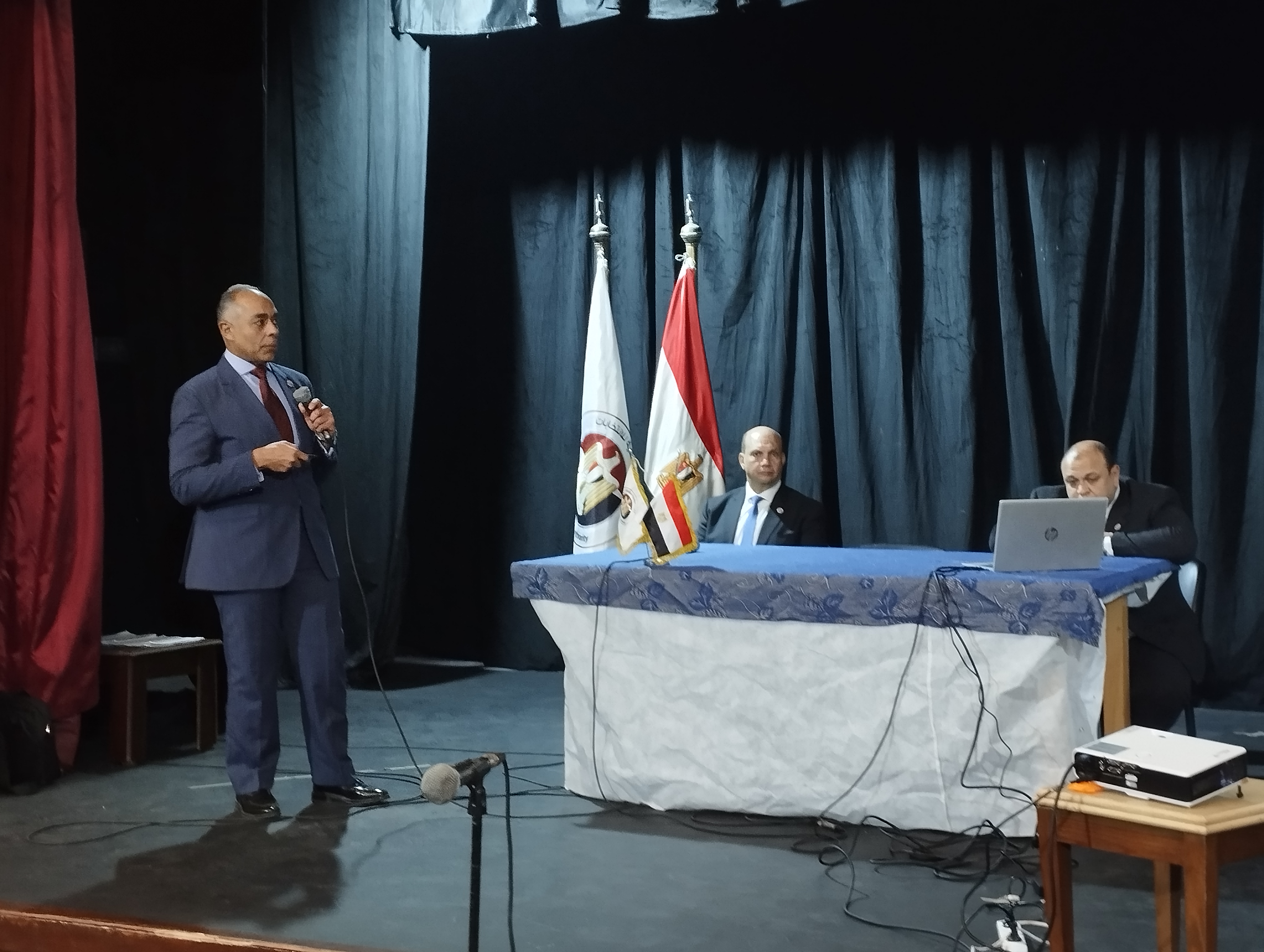 الهيئة التنفيذية للهيئة الوطنية للانتخابات بمركز ثقافة الأنفوشي الهيئة التنفيذية للهيئة الوطنية للانتخابات بمركز ثقافة الأنفوشي