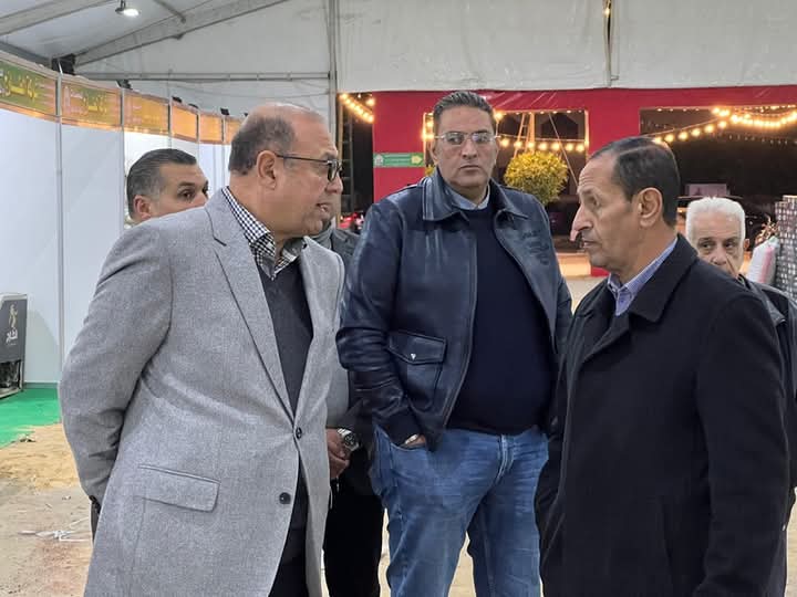 مناقشات بين مجلس الغرفة مناقشات بين مجلس الغرفة