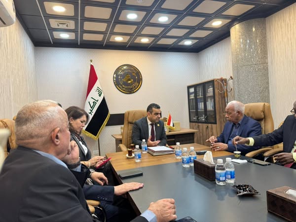 جانب من الاجتماع جانب من الاجتماع