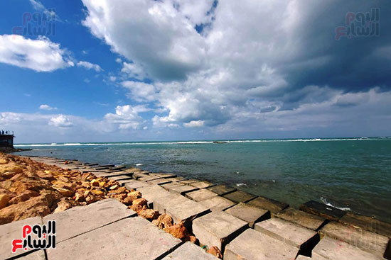 سطوع-متقطع-للشمس