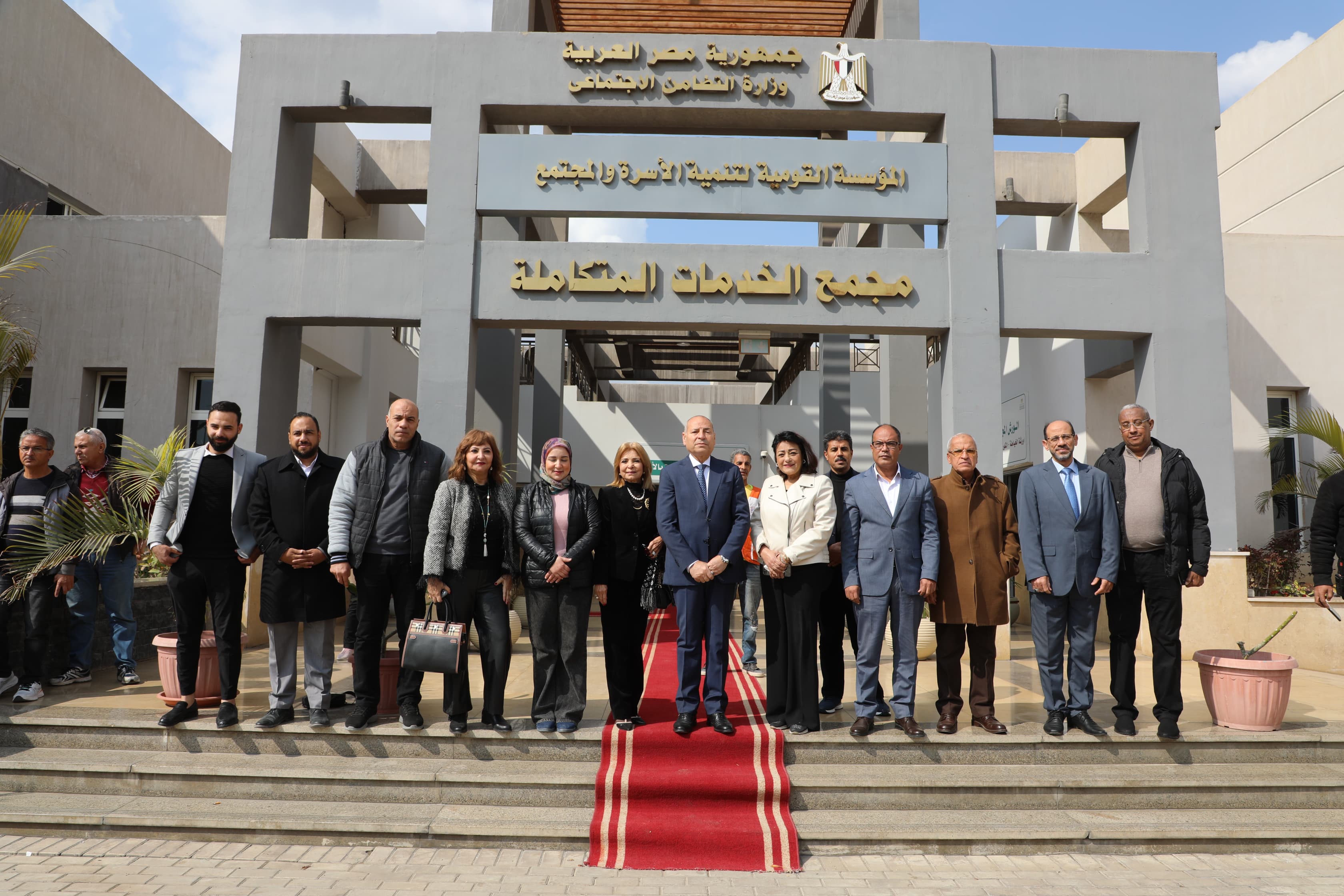 جولة المحافظ