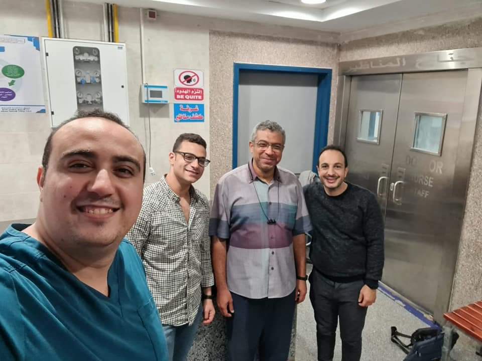 اطباء المستشفى اطباء المستشفى