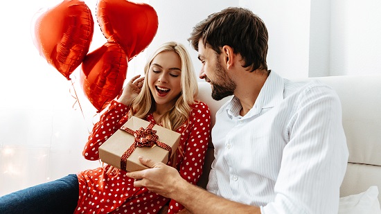 هدية عيد الحب هدية عيد الحب