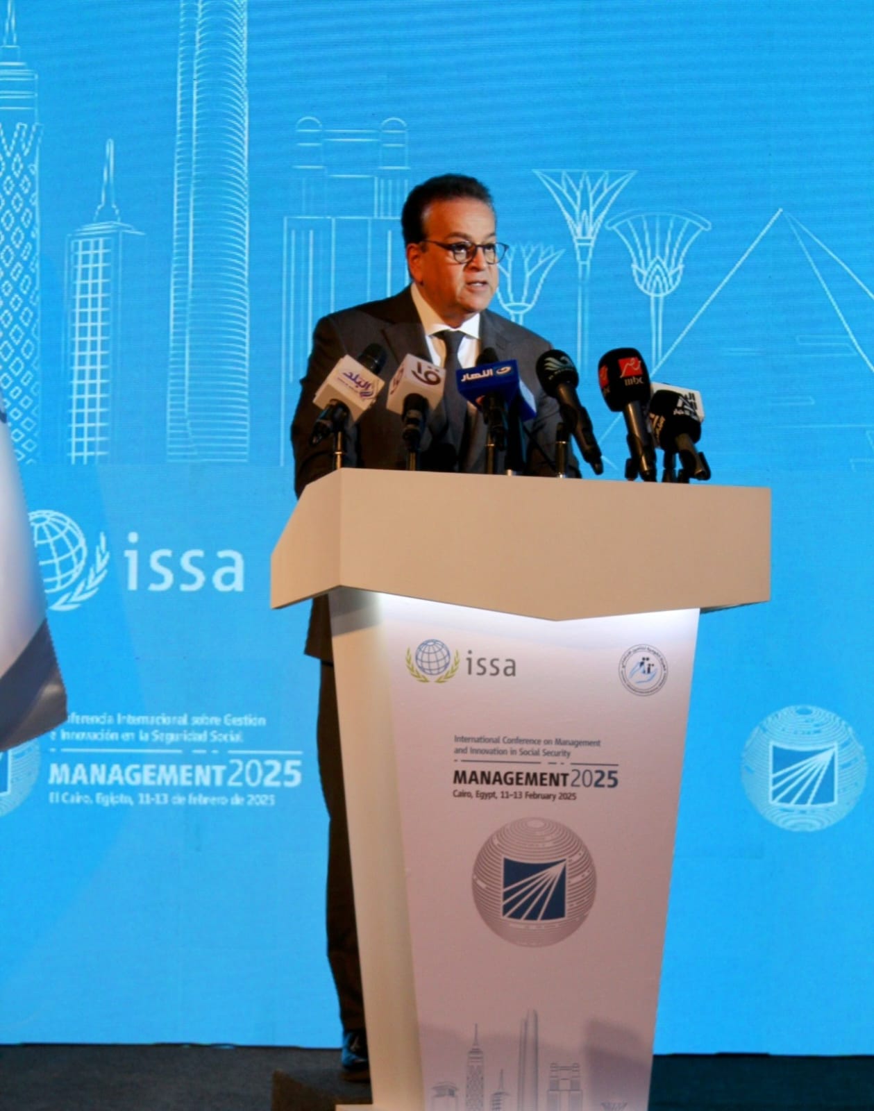 الدكتور خالد عبد الغفار الدكتور خالد عبد الغفار