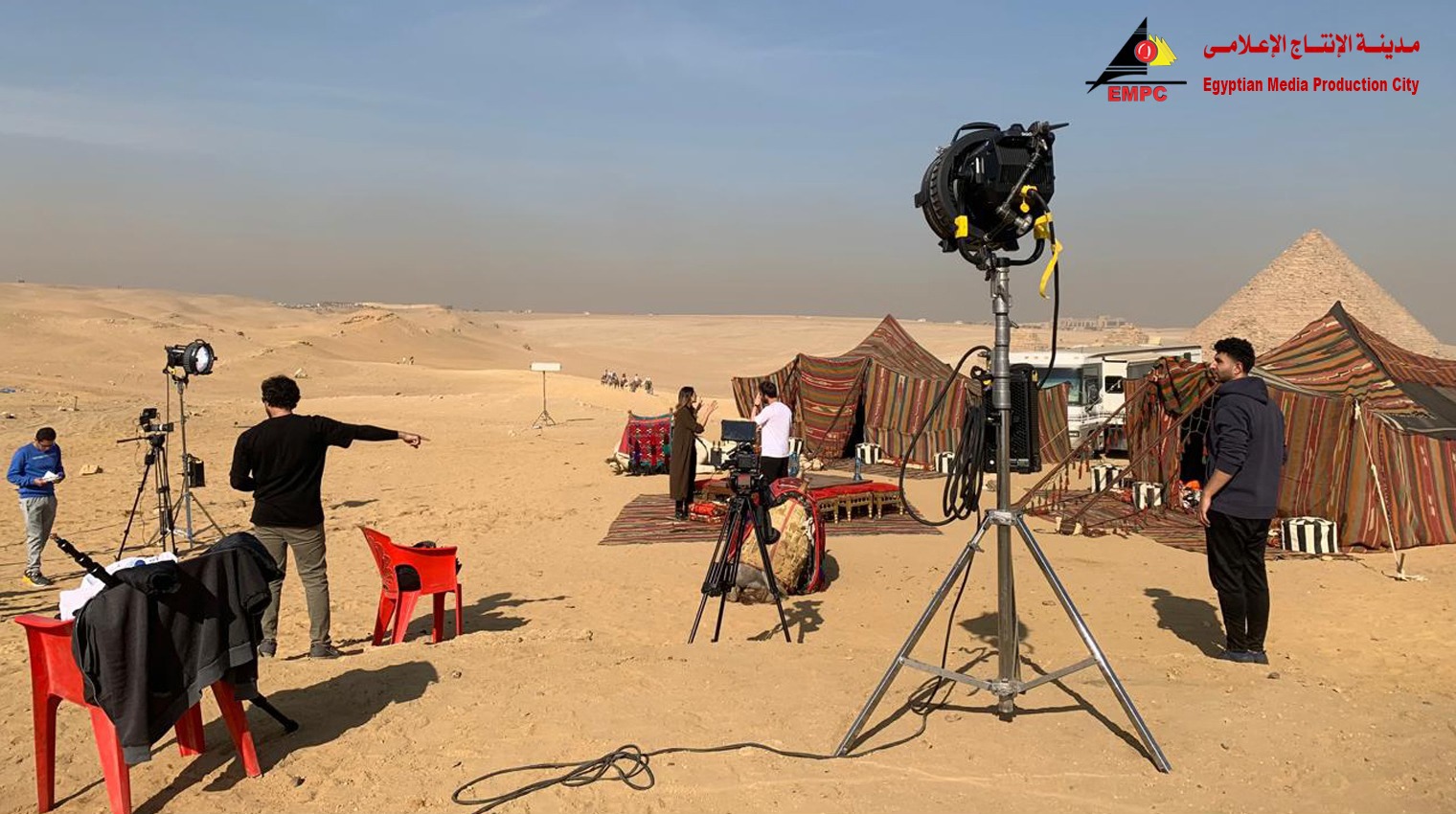 جانب من تصوير حلقة اليوتيوبر العالمى مستر بيست فى الاهرامات جانب من تصوير حلقة اليوتيوبر العالمى مستر بيست فى الاهرامات