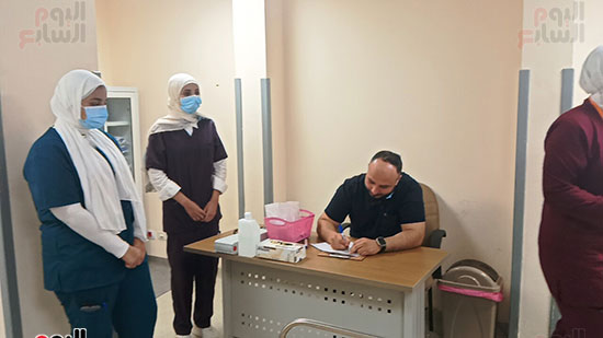 طبيب-بالمستشفى-