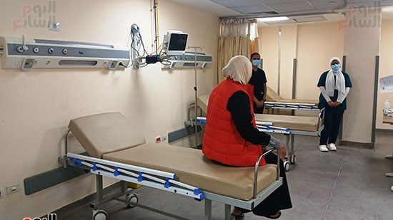 جانب-من-عمليات-الكشف-بالمستشفى-