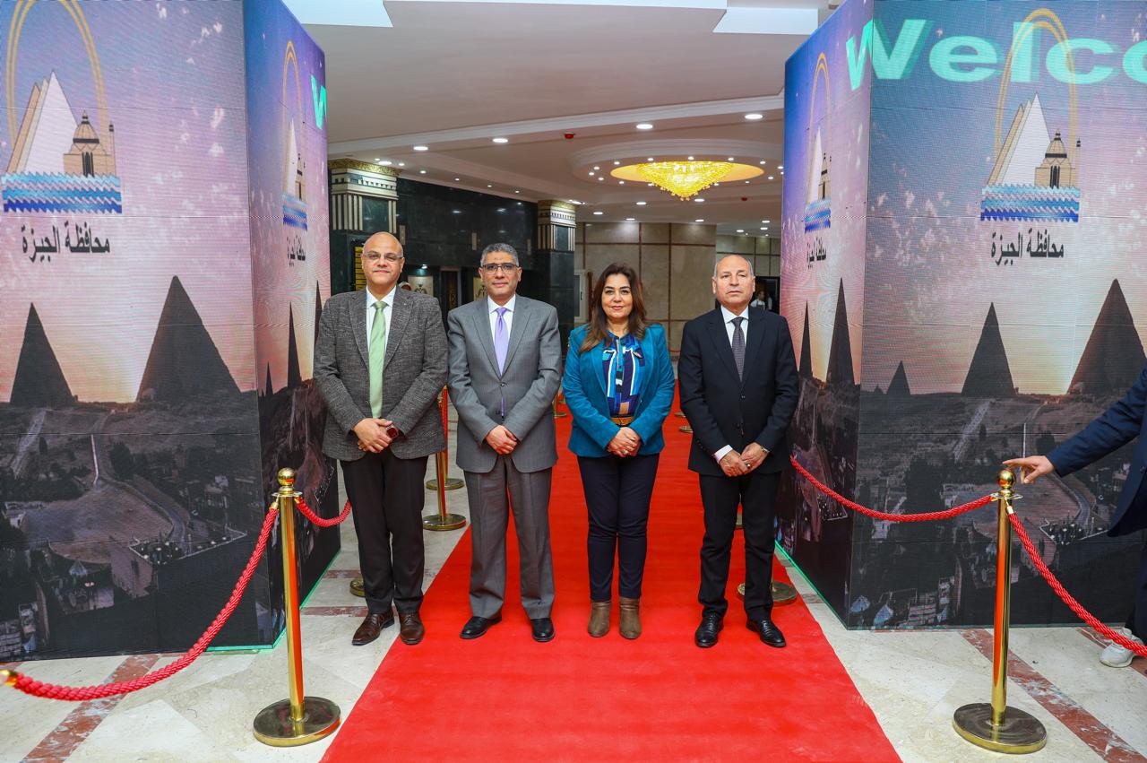 محافظ القاهرة ووزيرة التنمية المحلية ومحافظ الجيزة محافظ القاهرة ووزيرة التنمية المحلية ومحافظ الجيزة