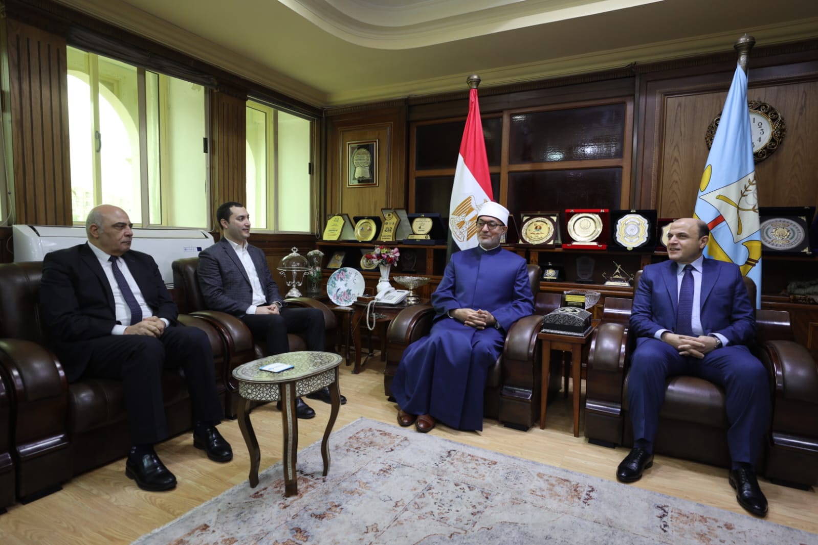 جانب من استقبال محافظ كفر الشيخ لمفتي الجمهورية جانب من استقبال محافظ كفر الشيخ لمفتي الجمهورية