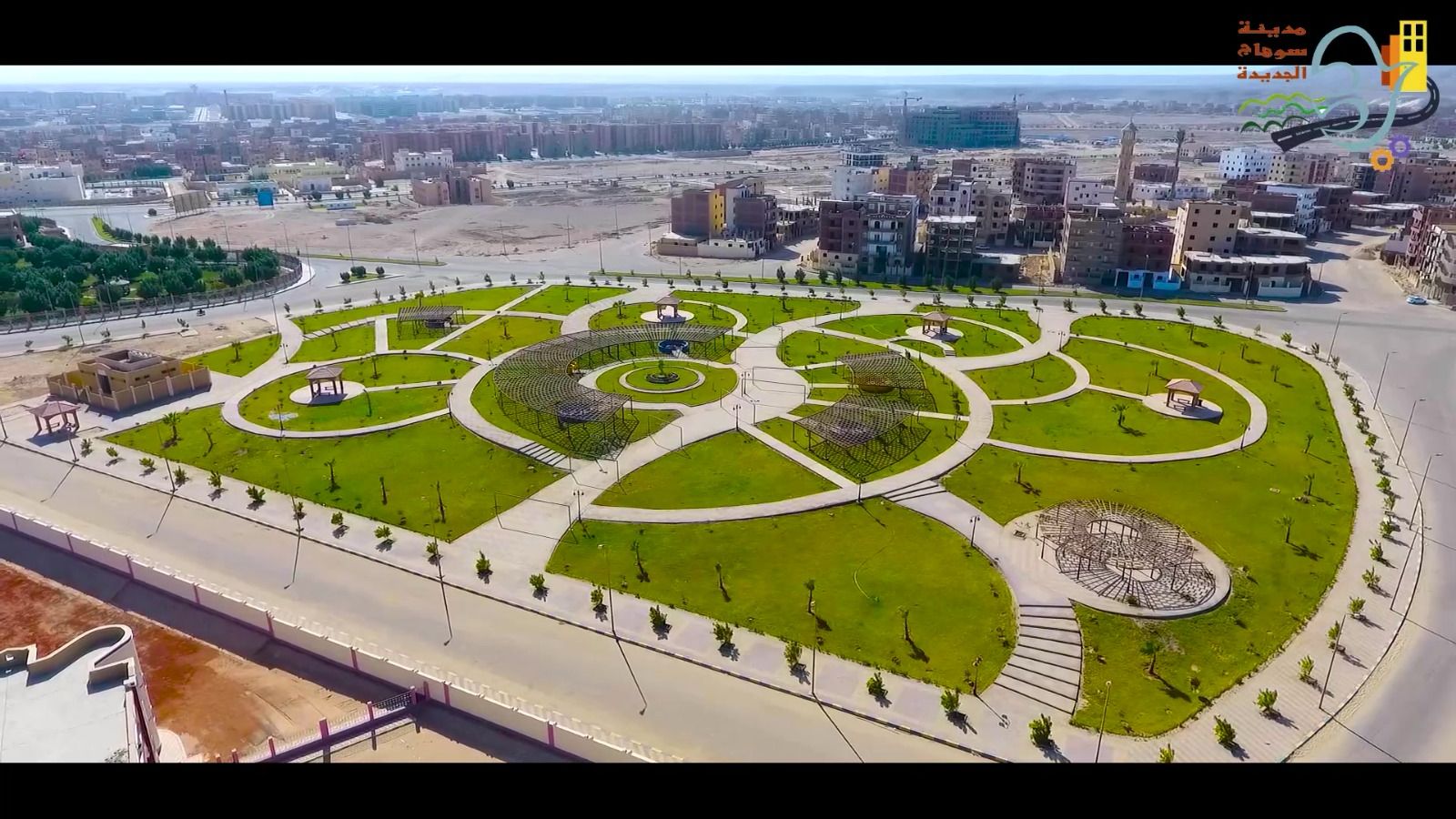 مشروعات الطرق واللاند سكيب داخل مدينه سوهاج الجديده  (8)