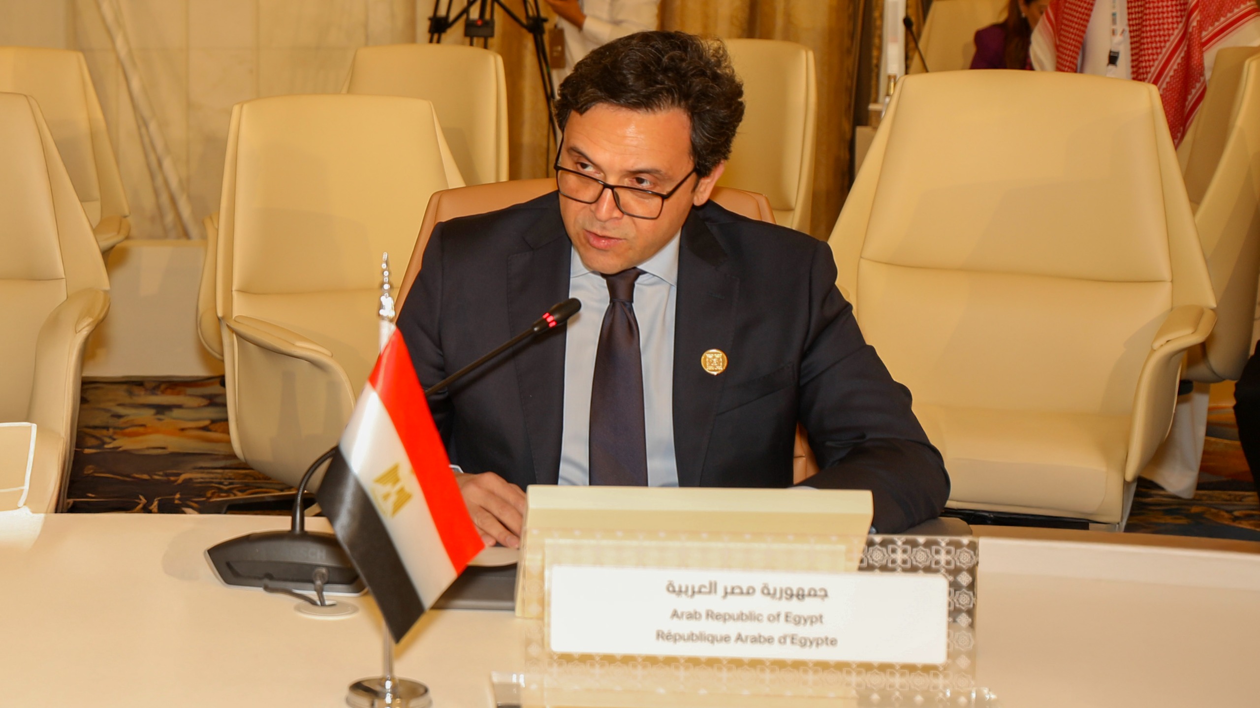 الدكتور أحمد فؤاد هنو وزير الثقافة الدكتور أحمد فؤاد هنو وزير الثقافة