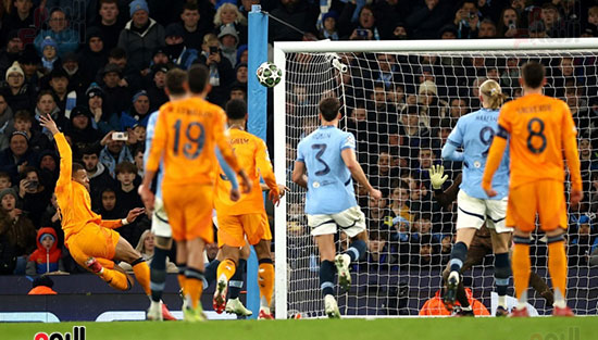 مبابى يسجل هدف التعادل فى شباك السيتى مبابى يسجل هدف التعادل فى شباك السيتى