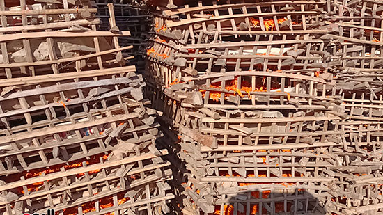 اقفاص--النشر اقفاص--النشر