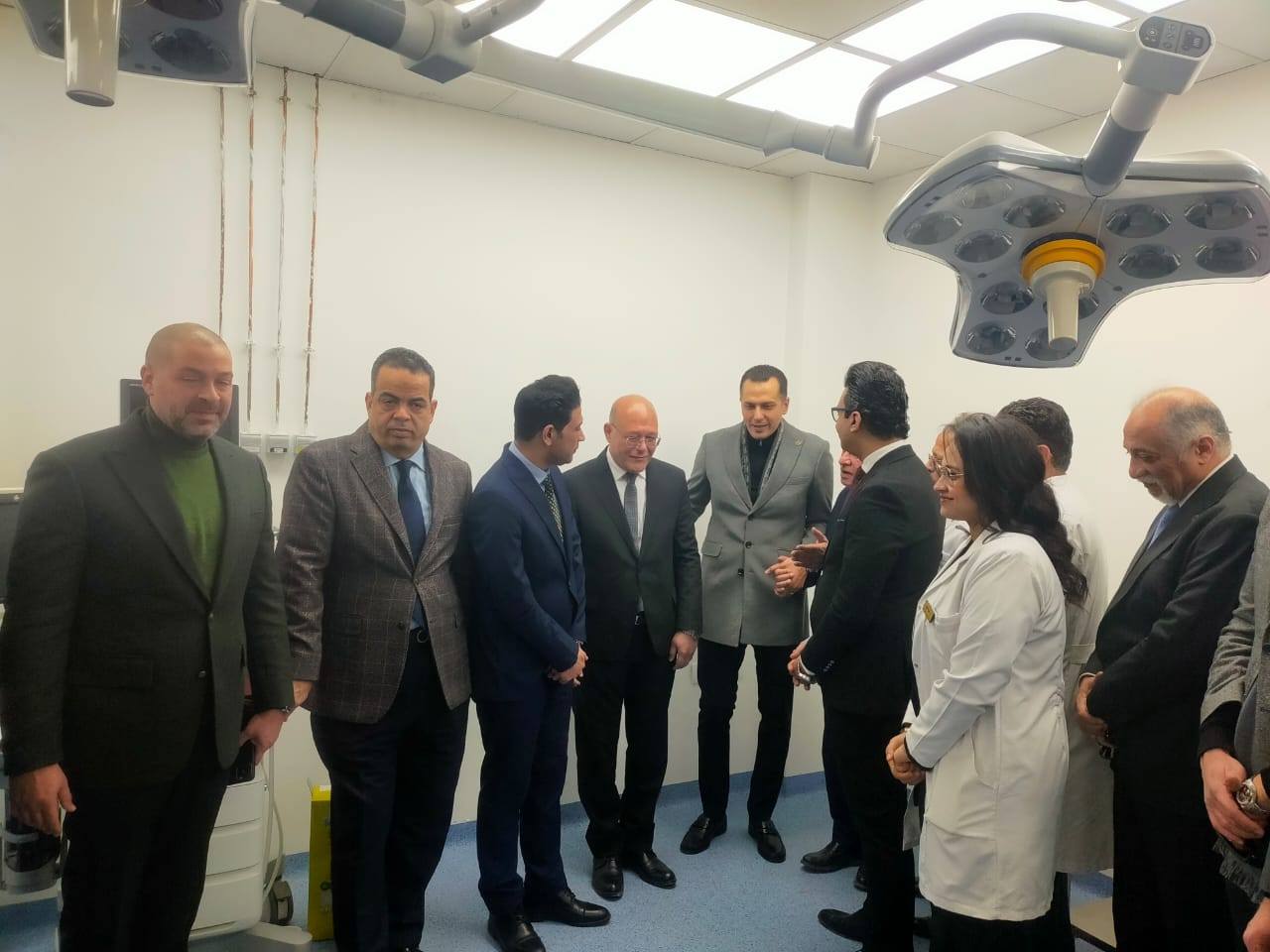 نائب المحافظ ورئيس الجامعة وقيادات الحزب