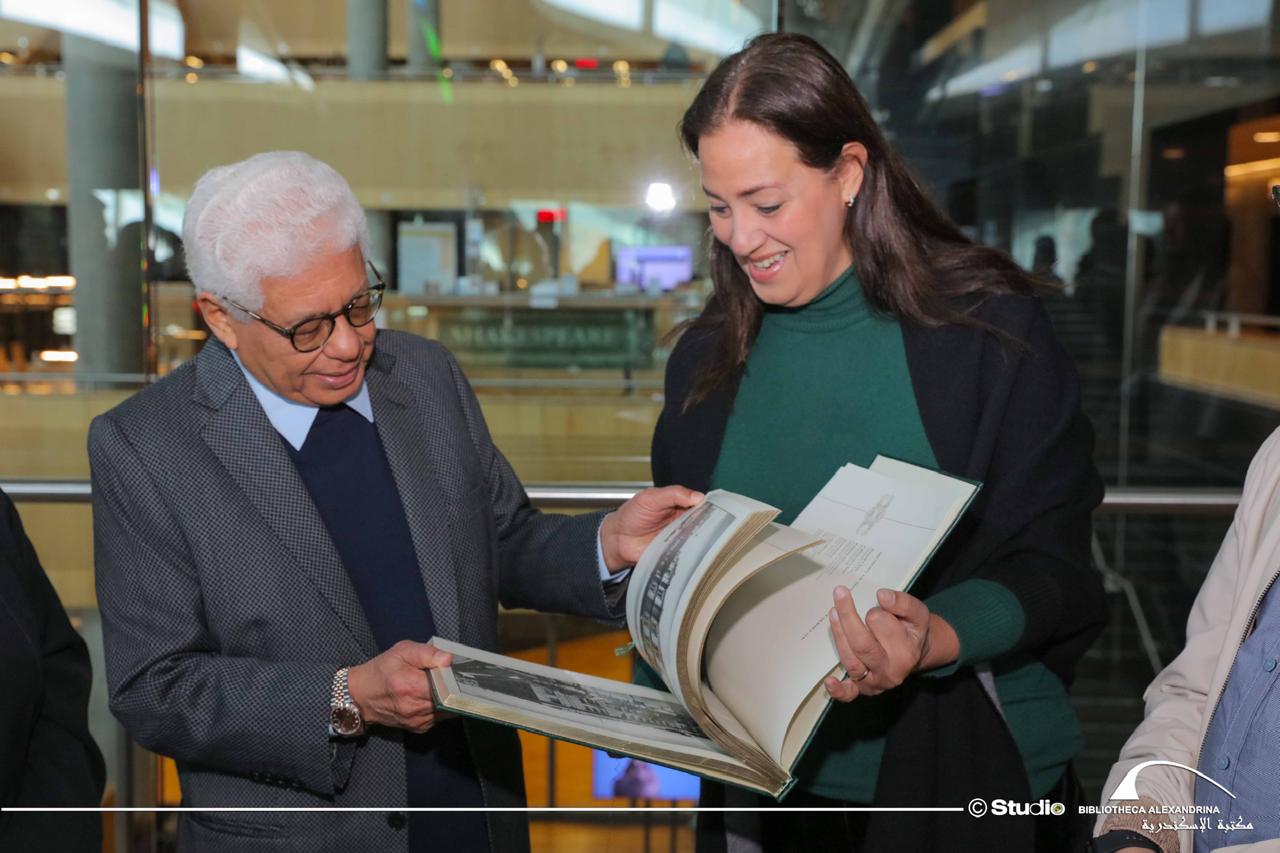 جانب من الزيارة (2)