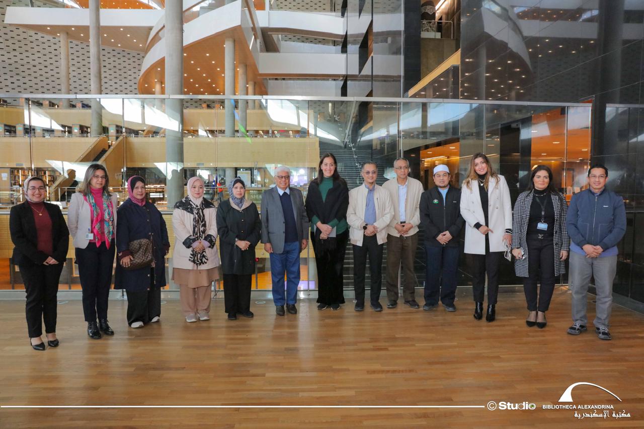 جانب من الزيارة (1)