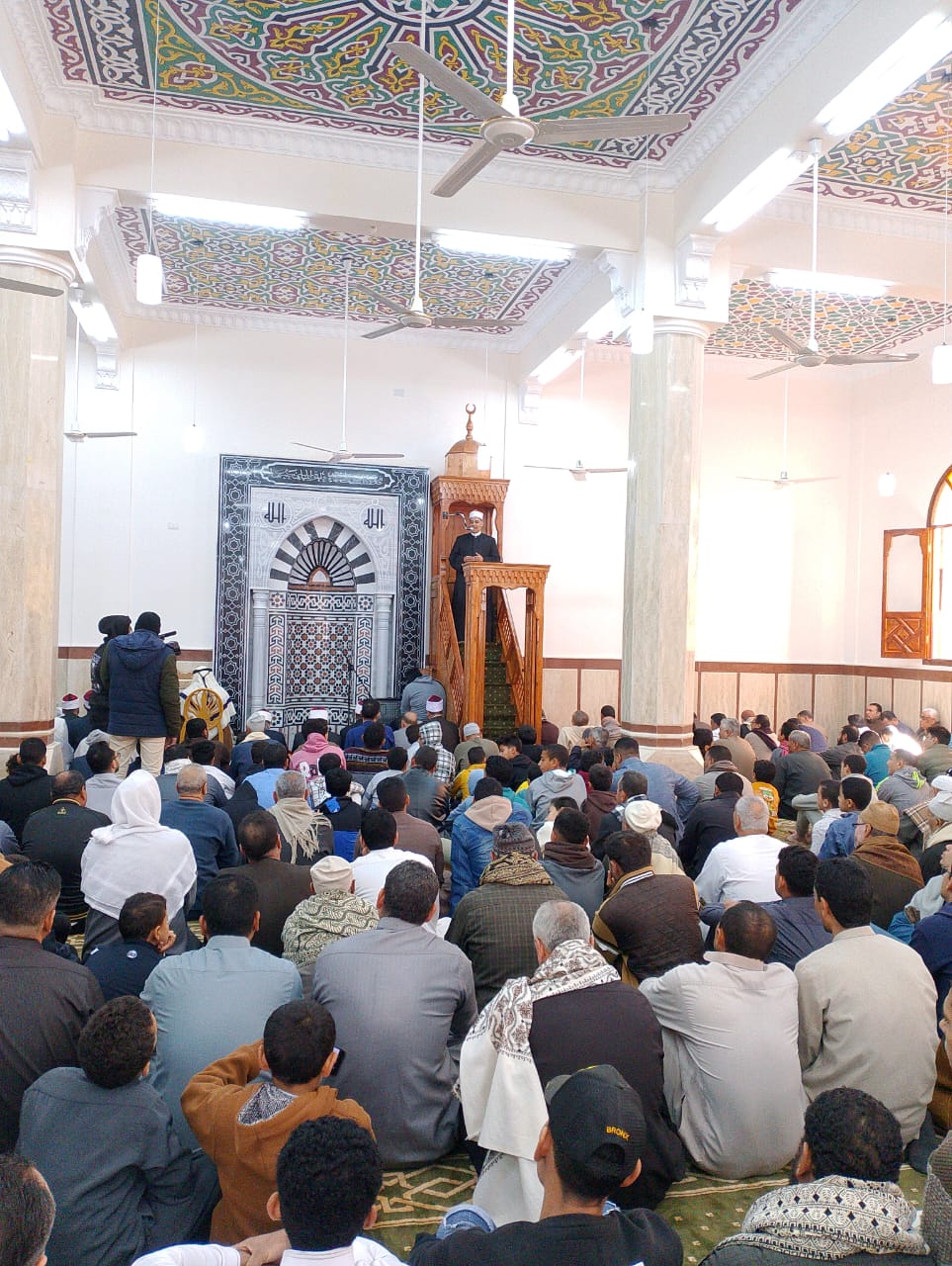 جانب من الحضور (1)