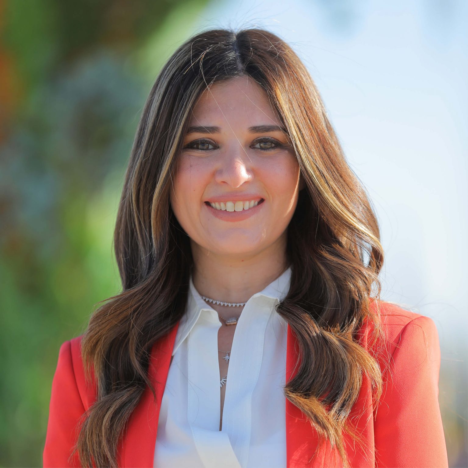 ميرنا عارف ميرنا عارف