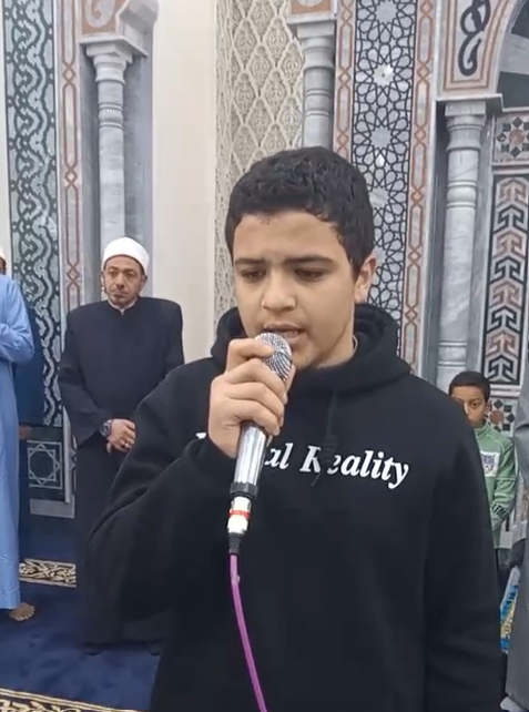 موهبة متميزة في التلاوة من قرية ميت الديبة 