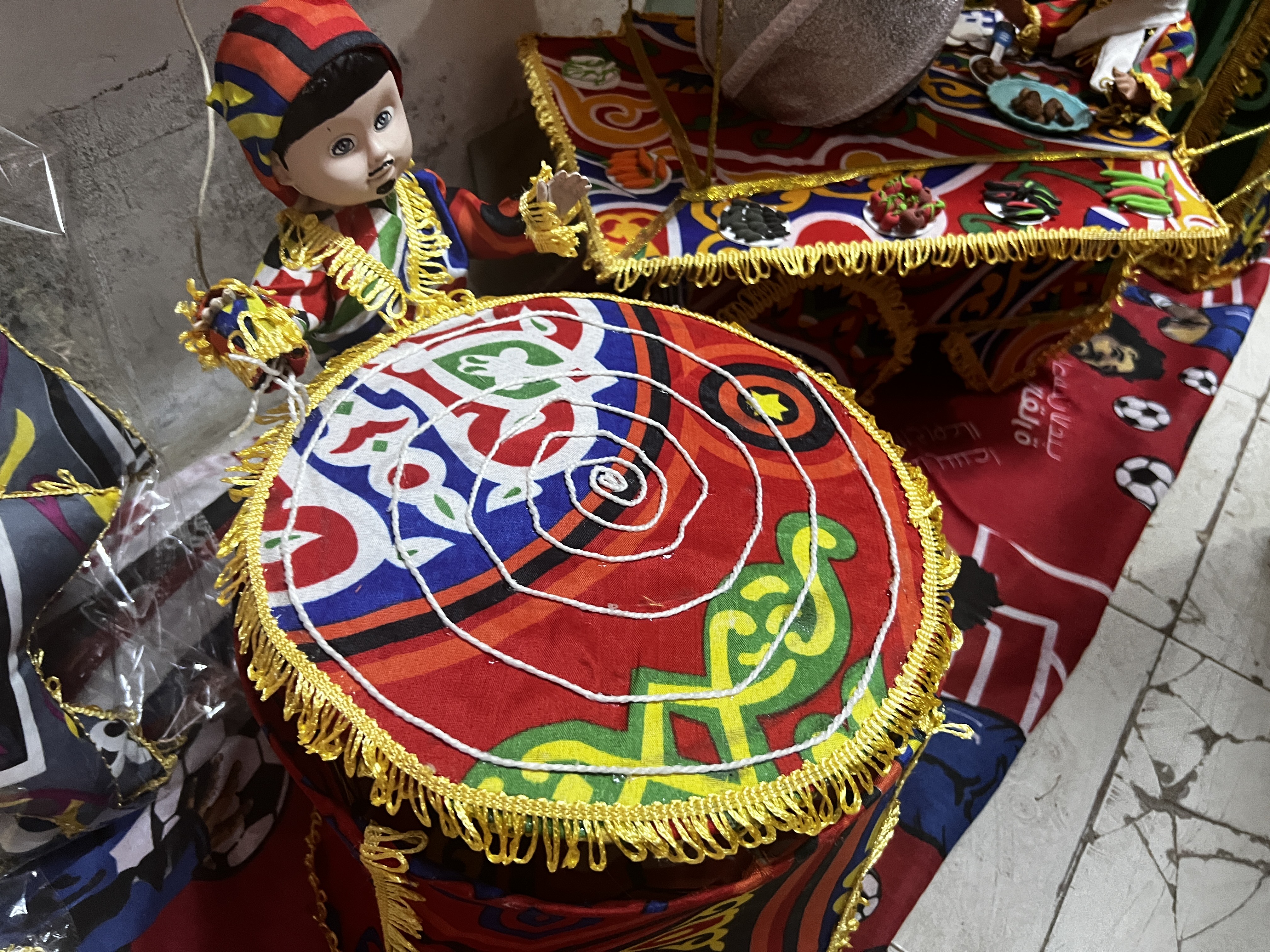 صناعه الفوانيس الخيامية صناعه الفوانيس الخيامية