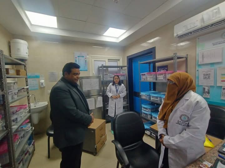 الكوادر الطبية بالرعاية الصحية باسوان