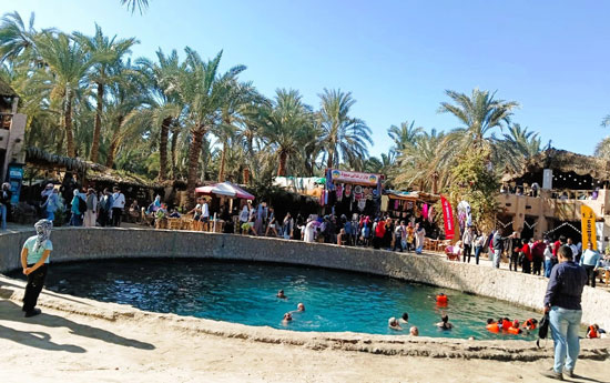 رواج-سياحي-بواحة-سيوة-=-عين-كليوباترا رواج-سياحي-بواحة-سيوة-=-عين-كليوباترا