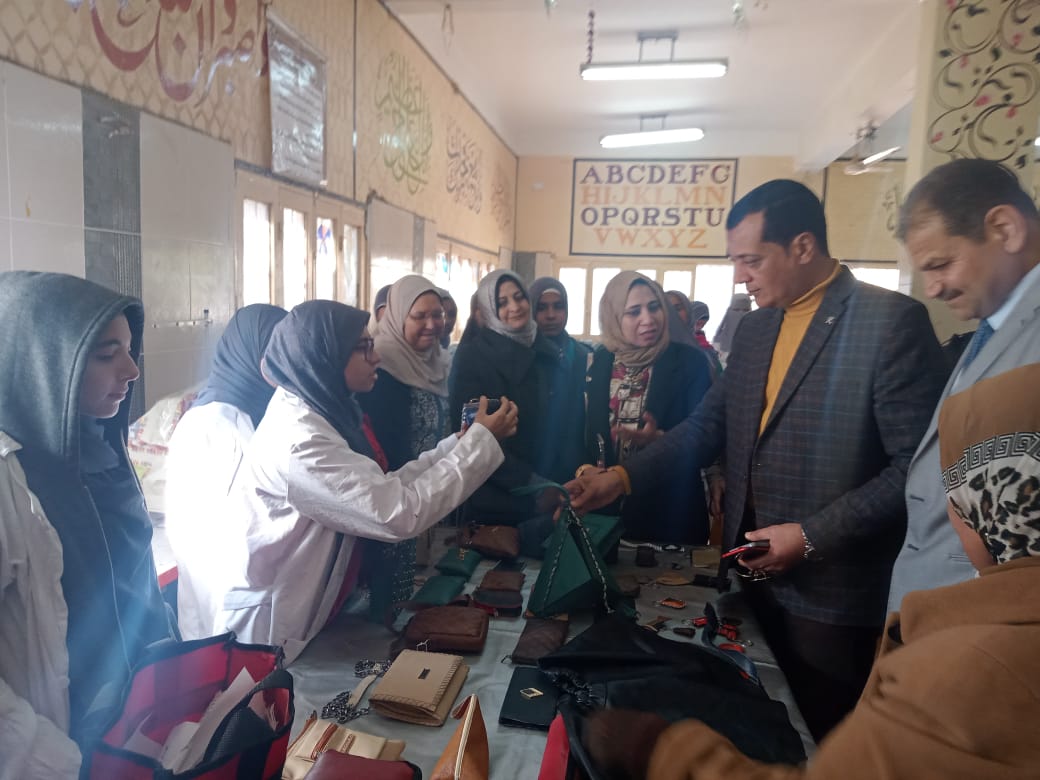 جانب من الزيارة 