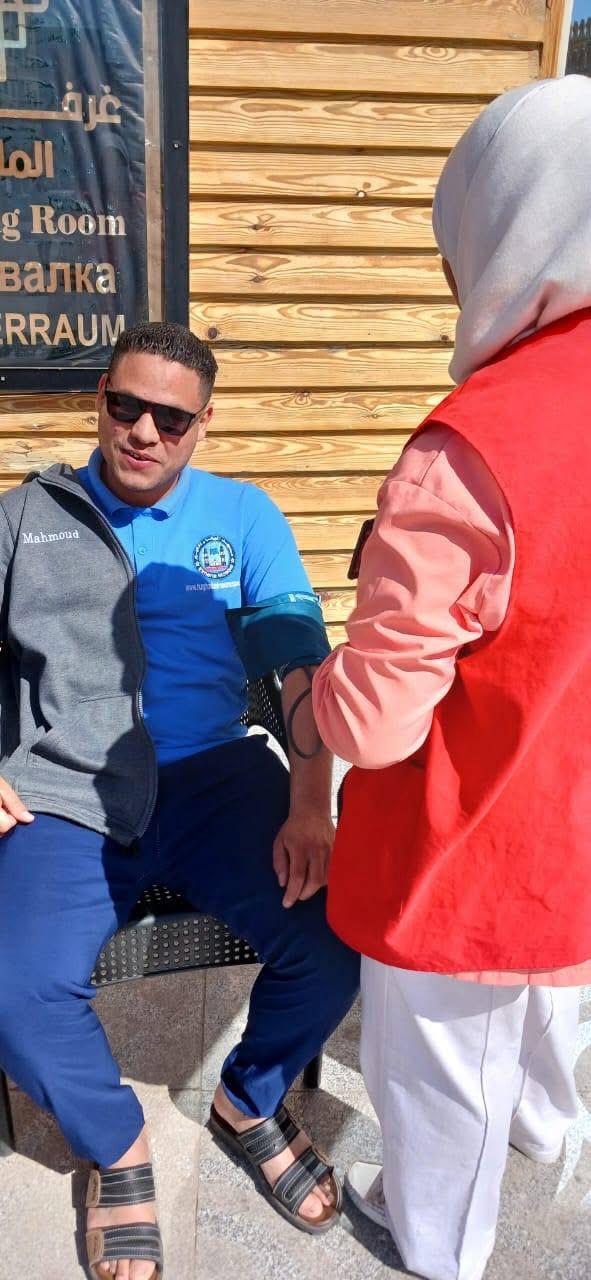 تقديم الخدمات من خلال فىق مختلفة تقديم الخدمات من خلال فىق مختلفة