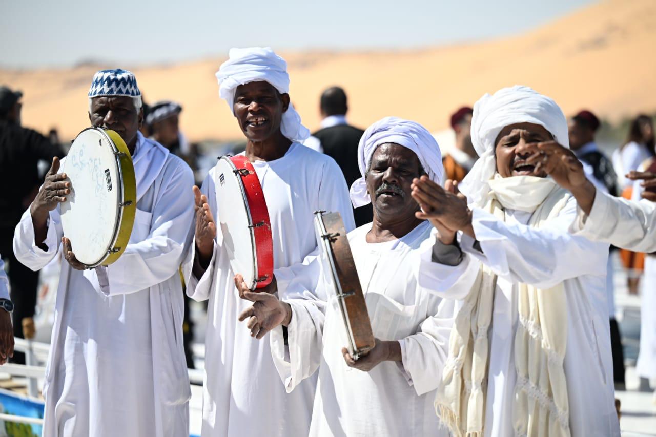 فرق فنية