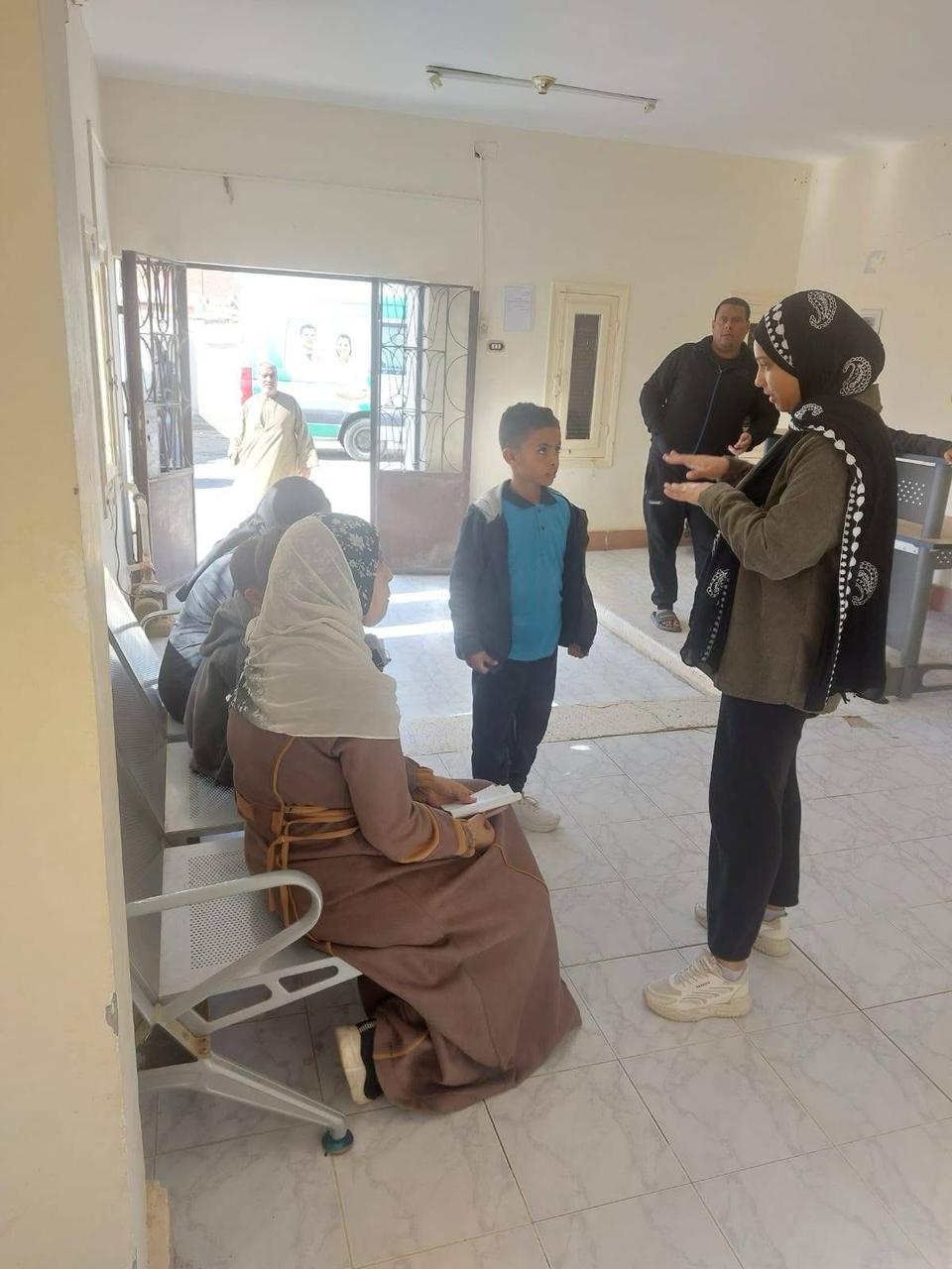 جانب من الفرق الطبية جانب من الفرق الطبية