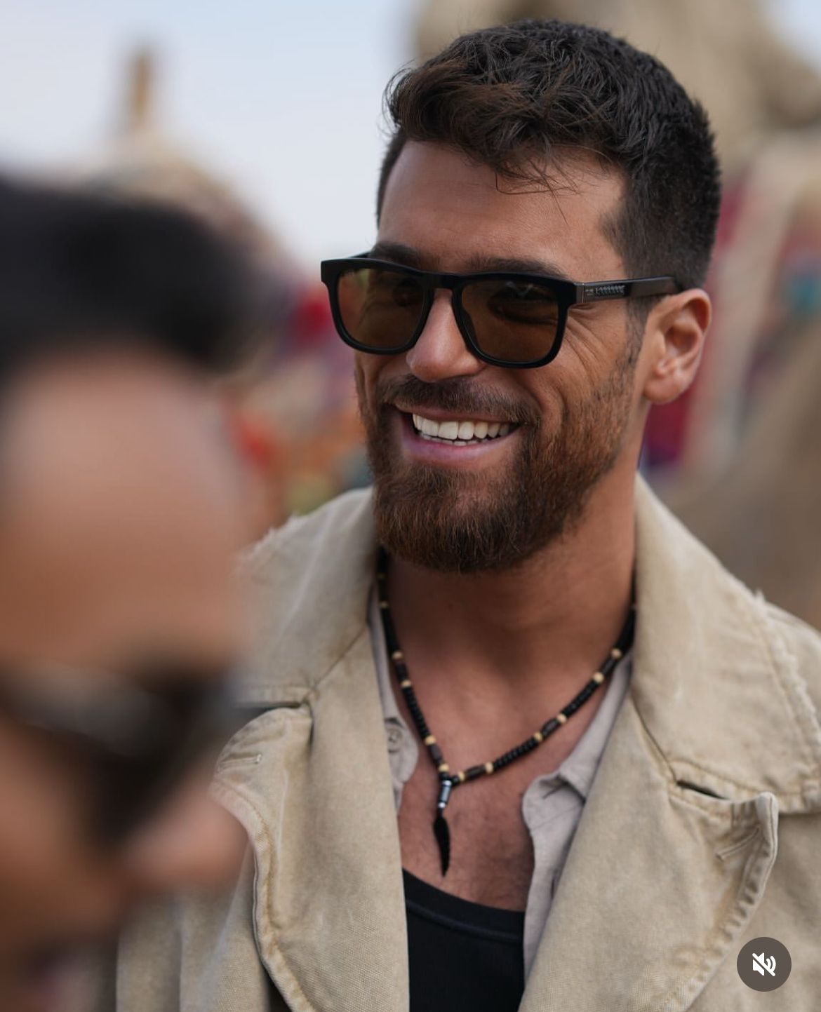 النجم التركى جان يامان النجم التركى جان يامان