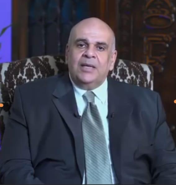 الدكتور عبد المجيد قاسم