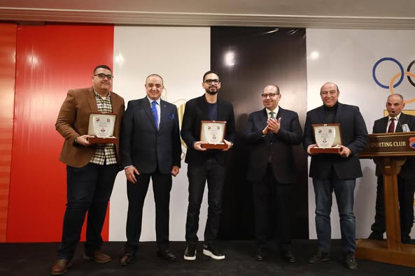 نادى الشمس (1)