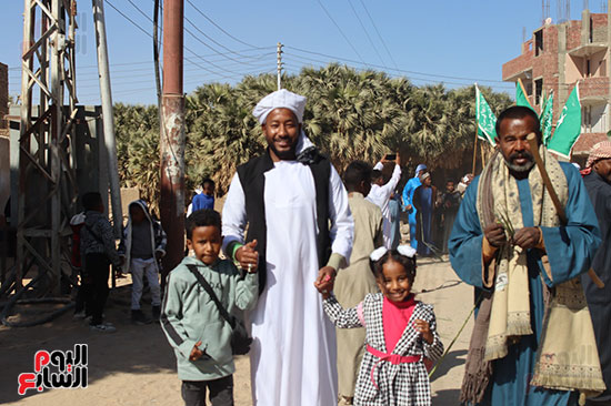 الرجال-مع-أطفالهم الرجال-مع-أطفالهم