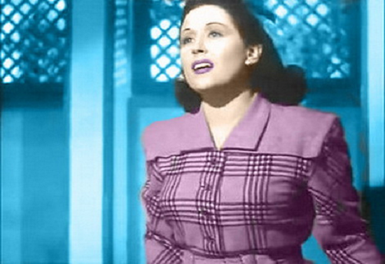 ليلى مراد بفستان شتوى موف ليلى مراد بفستان شتوى موف