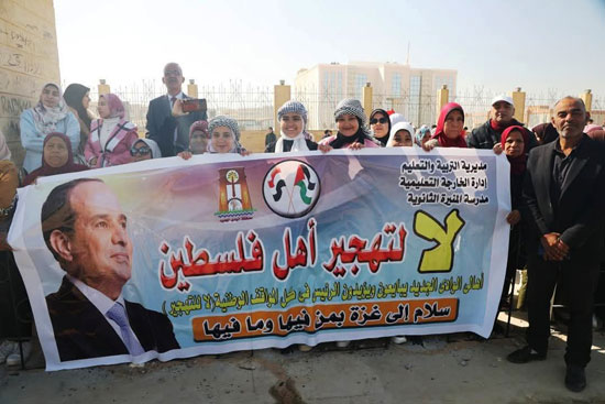 أهالى الوادى الجديد يدعمون الأشقاء بغزة (18)