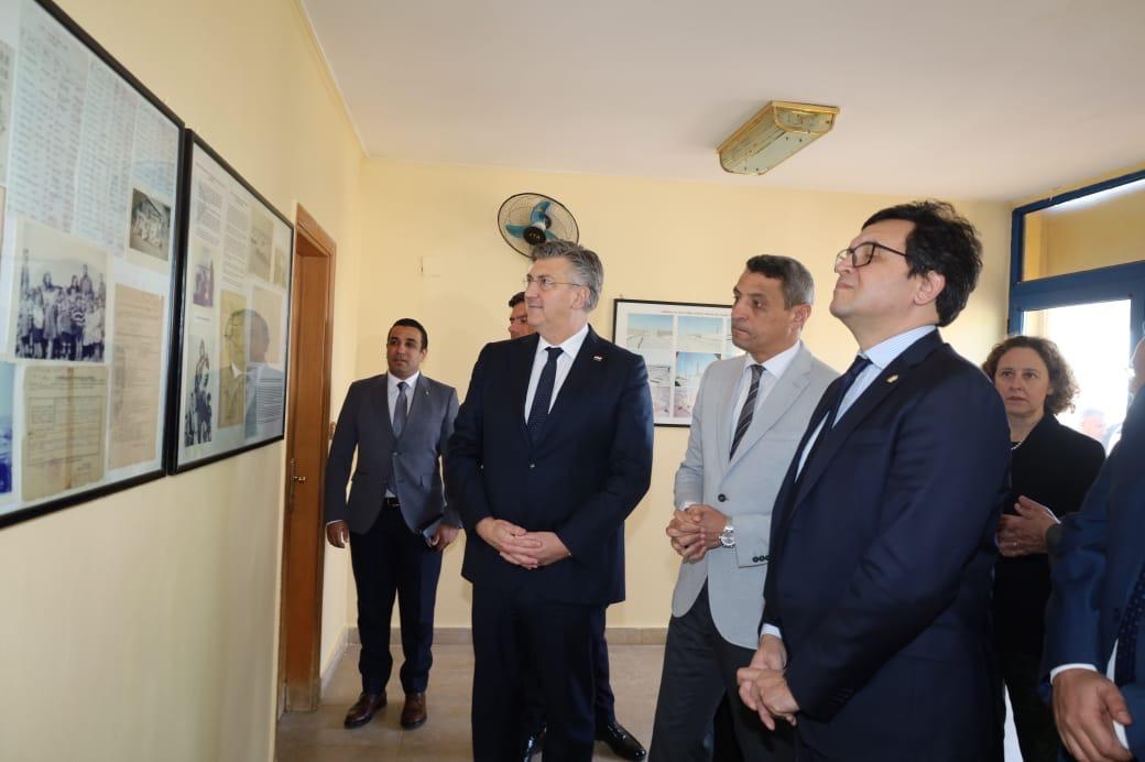 جانب من الزيارة (2)