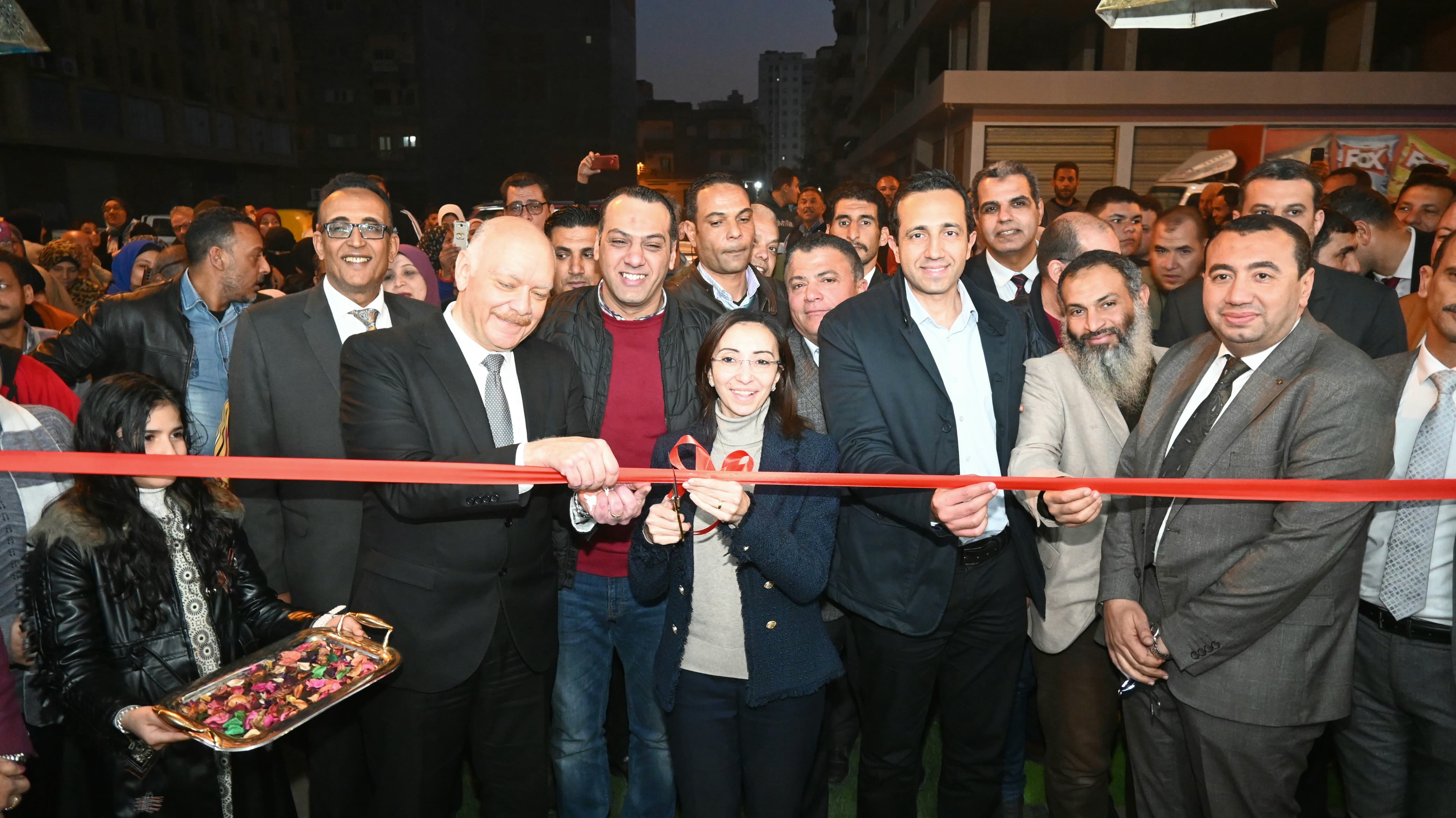 محافظ البحيرة تفتتح معارض اهلا رمضان بكفر الدوار محافظ البحيرة تفتتح معارض اهلا رمضان بكفر الدوار