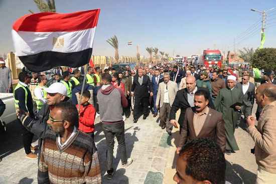 أهالى الوادى الجديد يدعمون الأشقاء بغزة (25)