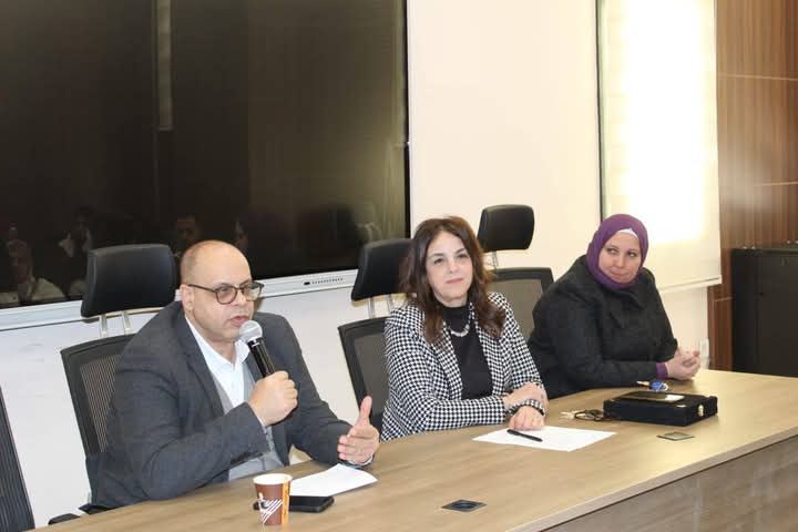 تكريم الكاتب الصحفى أكرم القصاص تكريم الكاتب الصحفى أكرم القصاص