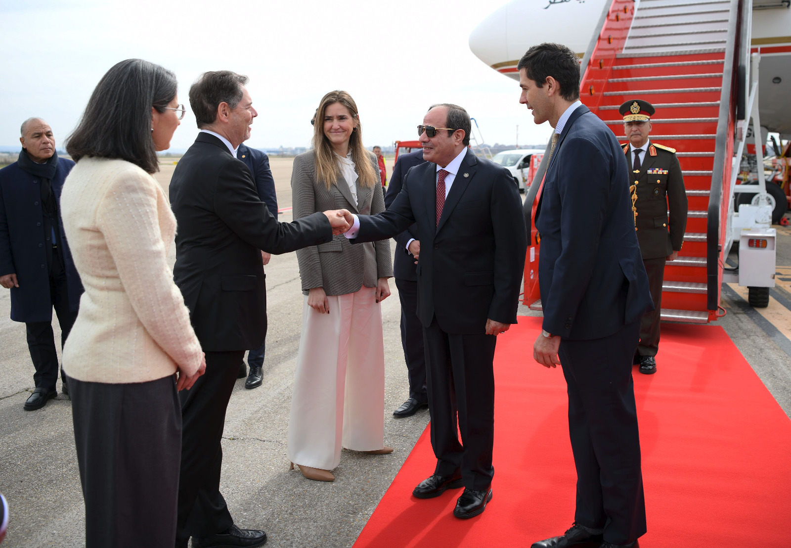 وصول الرئيس السيسى إلى العاصمة الإسبانية مدريد   (2)