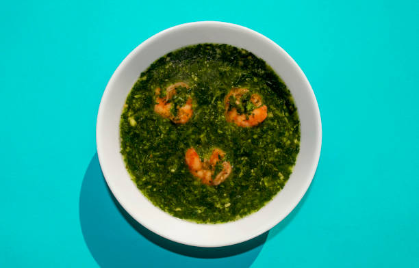 طاجن ملوخية بالجمبري طاجن ملوخية بالجمبري