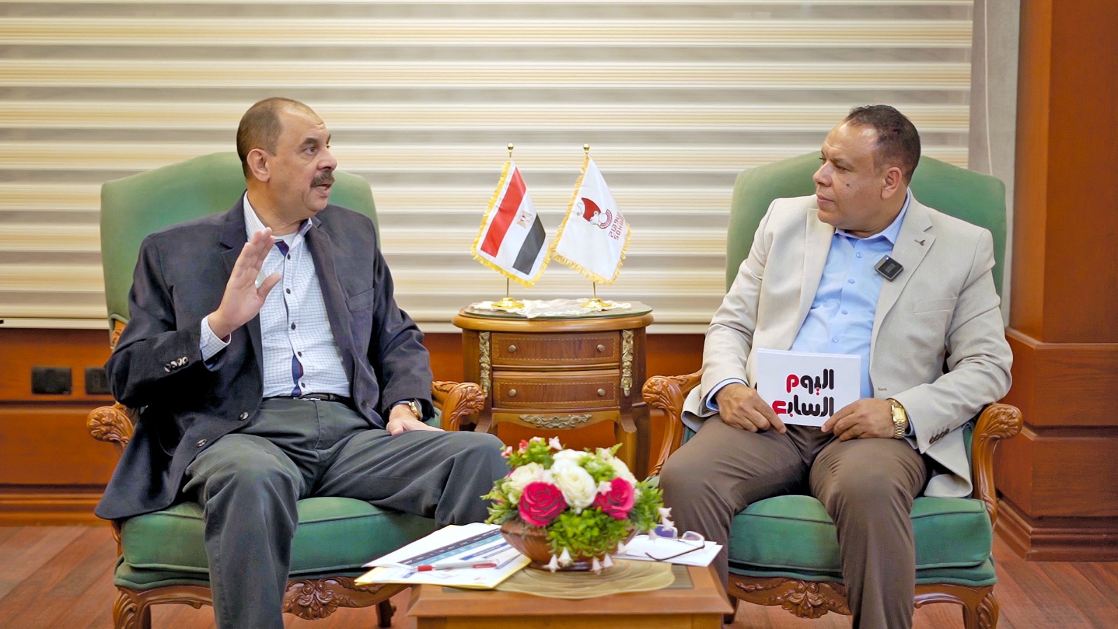 محافظ سوهاج يتحدث لمحرر اليوم السابع