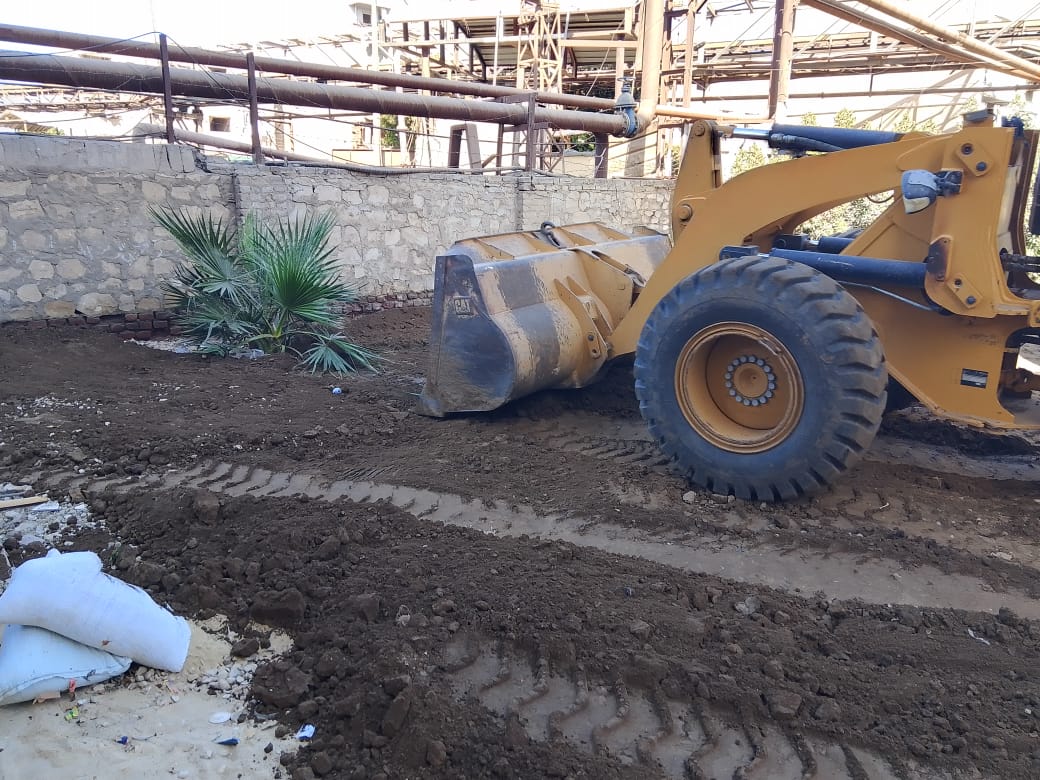 تمهيد قطعة أرض أملاك دولة لاستغلالها لصالح أهالى مركز أرمنت