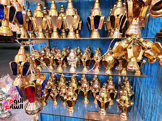 فوانيس-رمضان-على-كل-شكل-ولون-بالأقصر فوانيس-رمضان-على-كل-شكل-ولون-بالأقصر