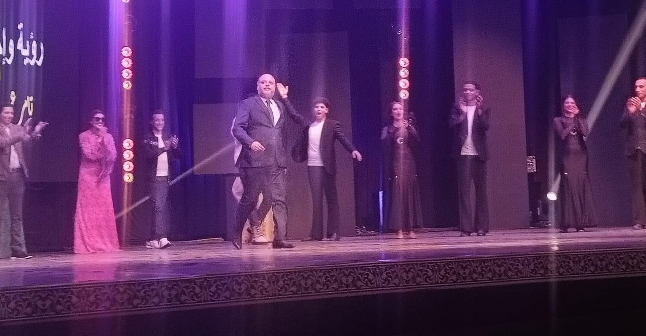 علي الحجار يستكمل حفل عيد الحب بمسرح البالون (1)