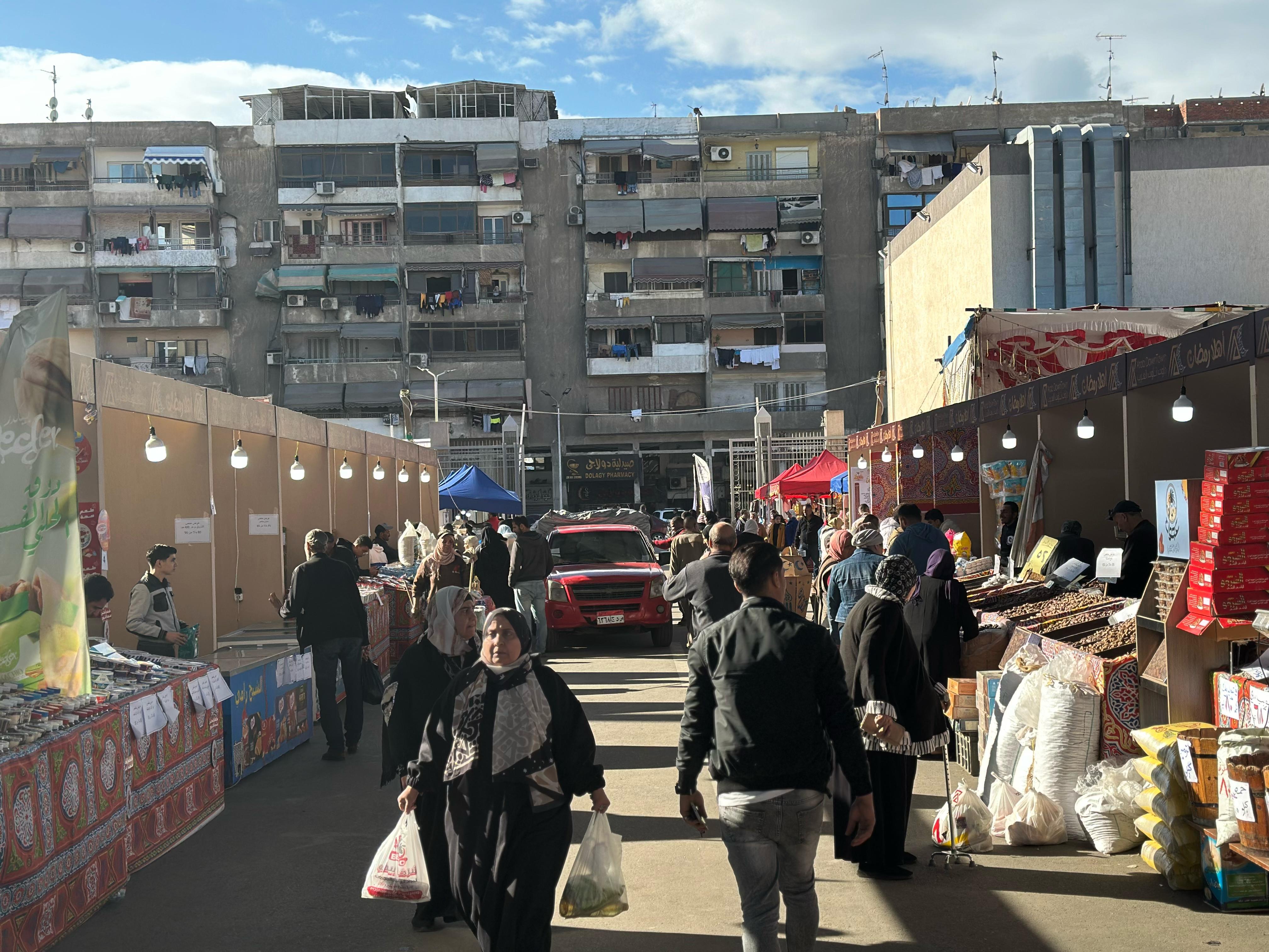 الإقبال علي المعرض ببورسعيد
