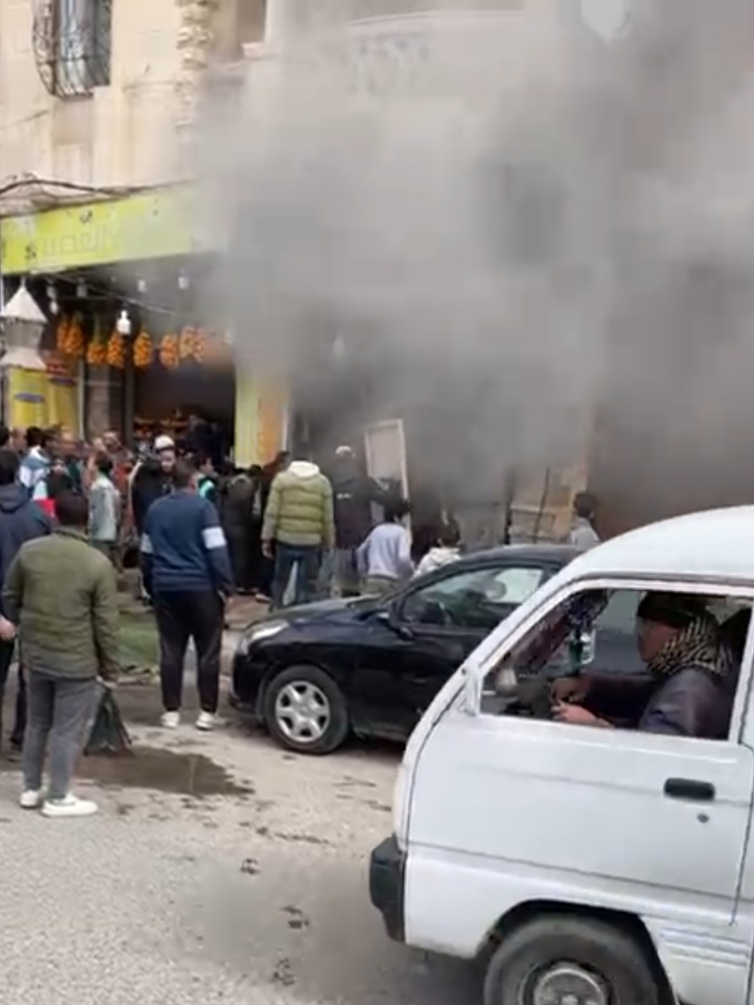 السيطرة على حريق فرن بالإسكندرية السيطرة على حريق فرن بالإسكندرية